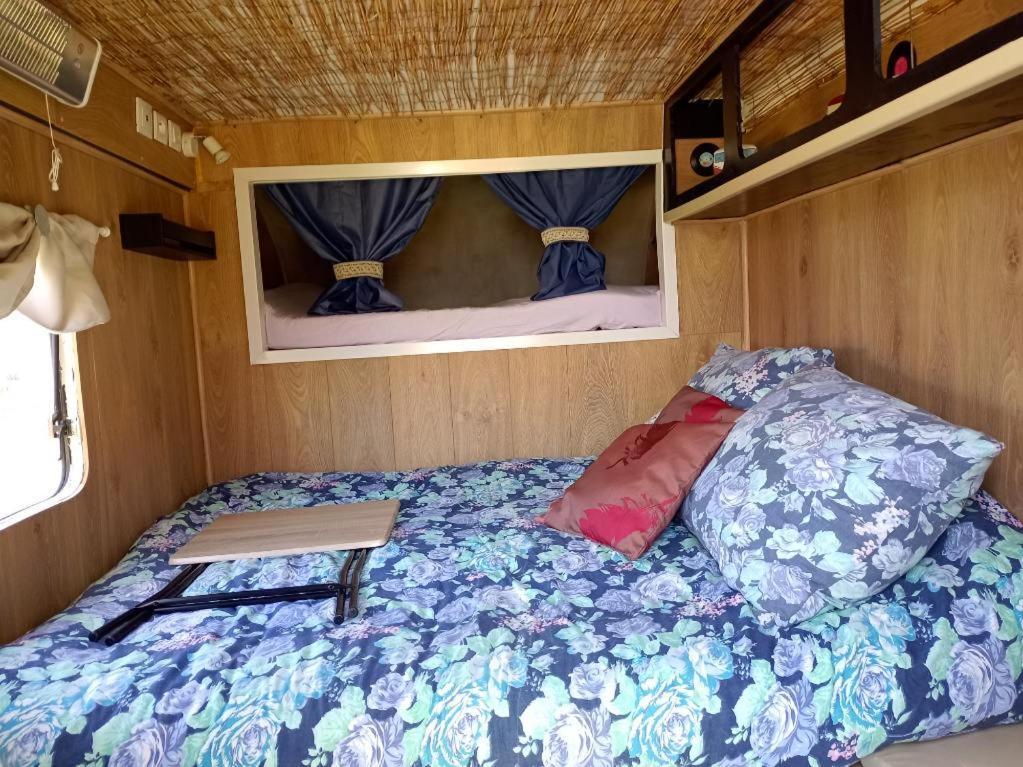 Le Pick Up 403 Vintage Hotel Oradour-sur-Glane Buitenkant foto